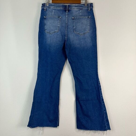KanCan Peyton High Rise Button Fly Flare Jeans Women’s 31” Distressed Raw Hem - Picture 2 of 12